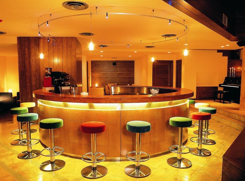 Avaris Hotel كاربينيسي المظهر الخارجي الصورة